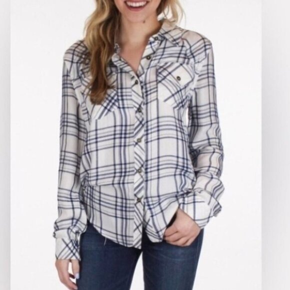 Anthropologie Ash and Ember Button Down Shirt Plaid Flannel Size Medium - Picture 1 of 14